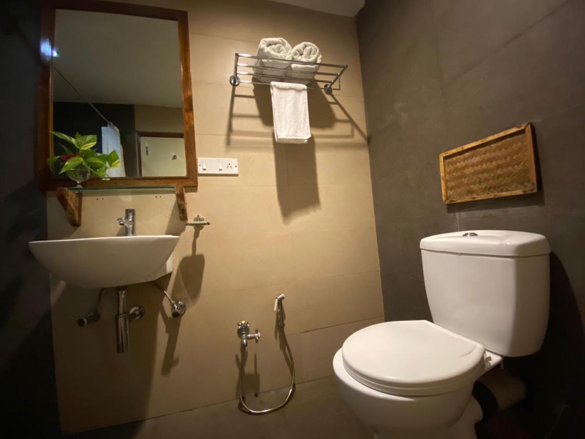 Отель Wild Orchid Kala Pathar Beach Экстерьер фото